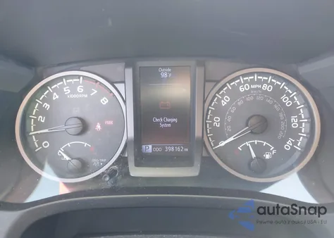 2017 Toyota Tacoma Trd Sport z USA, uszkodzony, nr VIN 3TMBZ5DN5HM009657